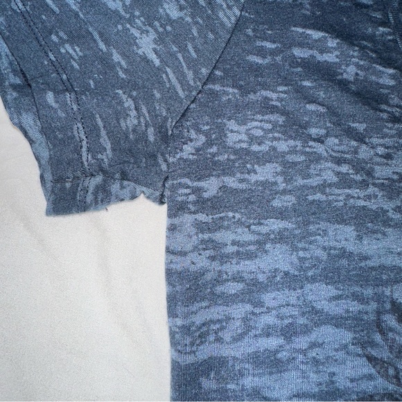 Harley Davidson | 2013 Sturgis Badlands BlackHills South Dakota Rally V Neck Tee - Picture 9 of 15